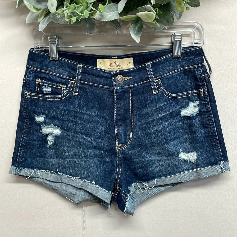 NWOT Hollister High Rise Short Short Ripped Dark Wash Denim 2” Inseam Size 5